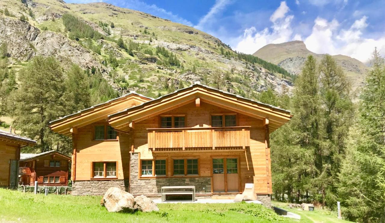 Element Chalets Zermatt Bagian luar foto